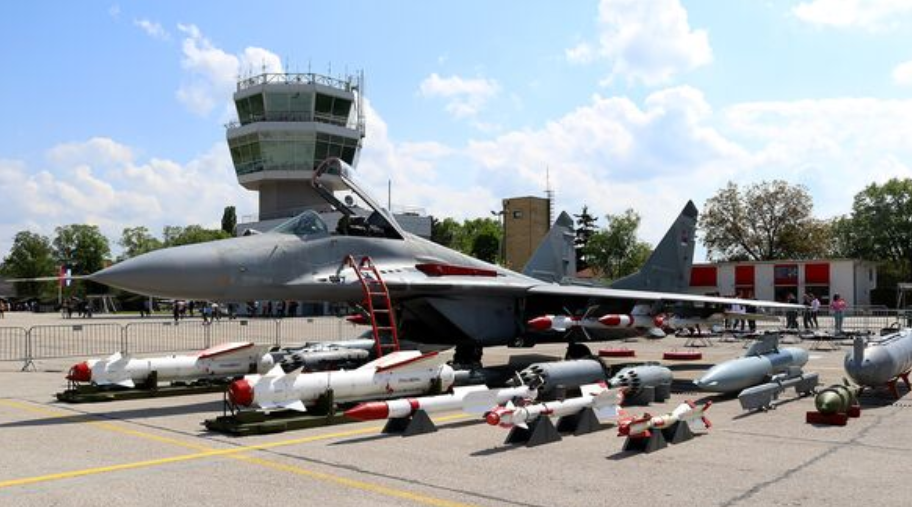 Serbia bác tin sẽ chuyển tiêm kích MiG-29 cho Ukraine- Ảnh 1.