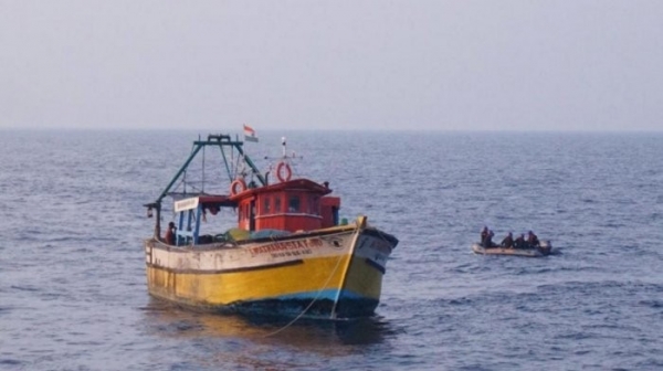 Pour améliorer la sécurité maritime, les navires de pêche indiens équipés de transpondeurs de communication bidirectionnelle