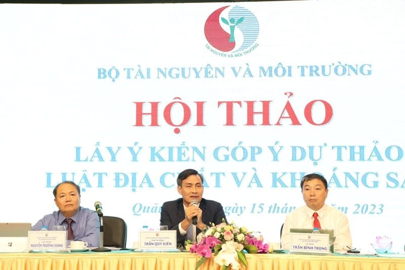 Khẩn trương chuẩn bị thẩm tra dự án Luật Địa chất và Khoáng sản