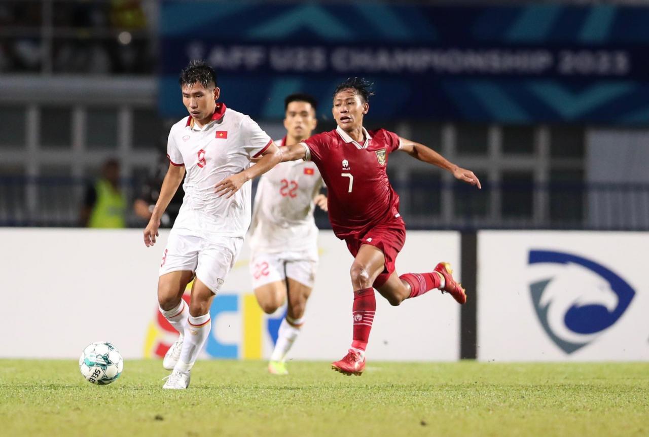 U23 Vietnam hatte gegen Indonesien viele Schwierigkeiten. Foto: Lam Thoa