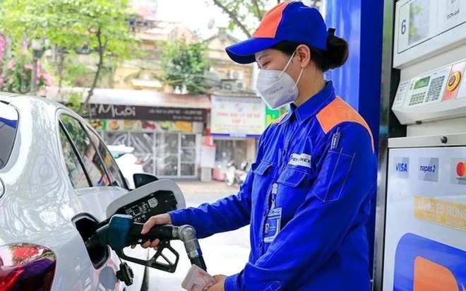 [인포그래픽] 2024년 10월 24일 운영기간 휘발유 가격 계속 하락