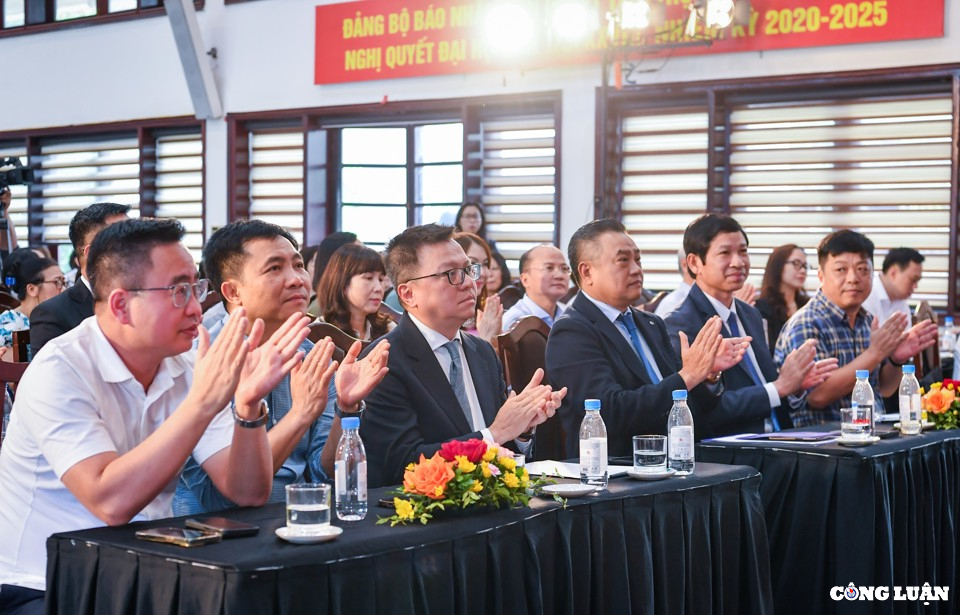 MV Going Home wird die historischen und kulturellen Werte der Schönheit des vietnamesischen Volkes verbreiten Bild 1