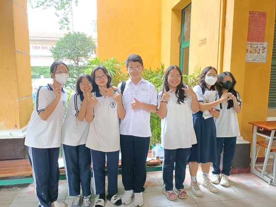 HCMC : Annonce des notes de référence pour la 10e année spécialisée et intégrée pour l'année scolaire 2023-2024 photo 1