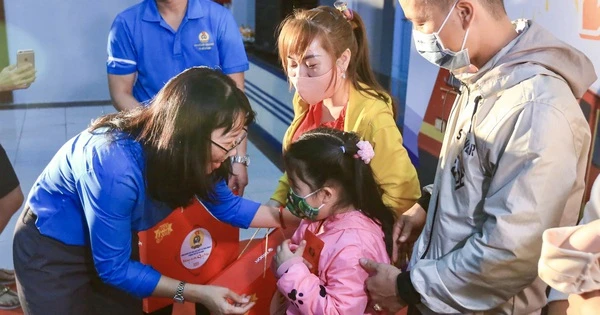 Ho Chi Minh City spends more than 1,000 billion VND to take care of the poor during Tet