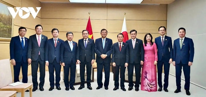 National Assembly Chairman Tran Thanh Man meets with Japanese Prime Minister - 2