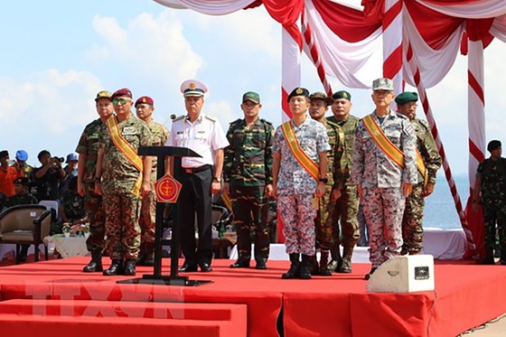 Military representatives from various countries participating in the exercise. Photo: VNA