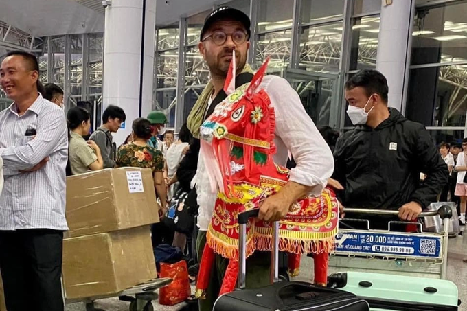 西洋人が祖国に持ち帰りたかった紙の馬を解読する - 1 Giải mã con ngựa giấy khiến ông Tây muốn đưa về nước - 1