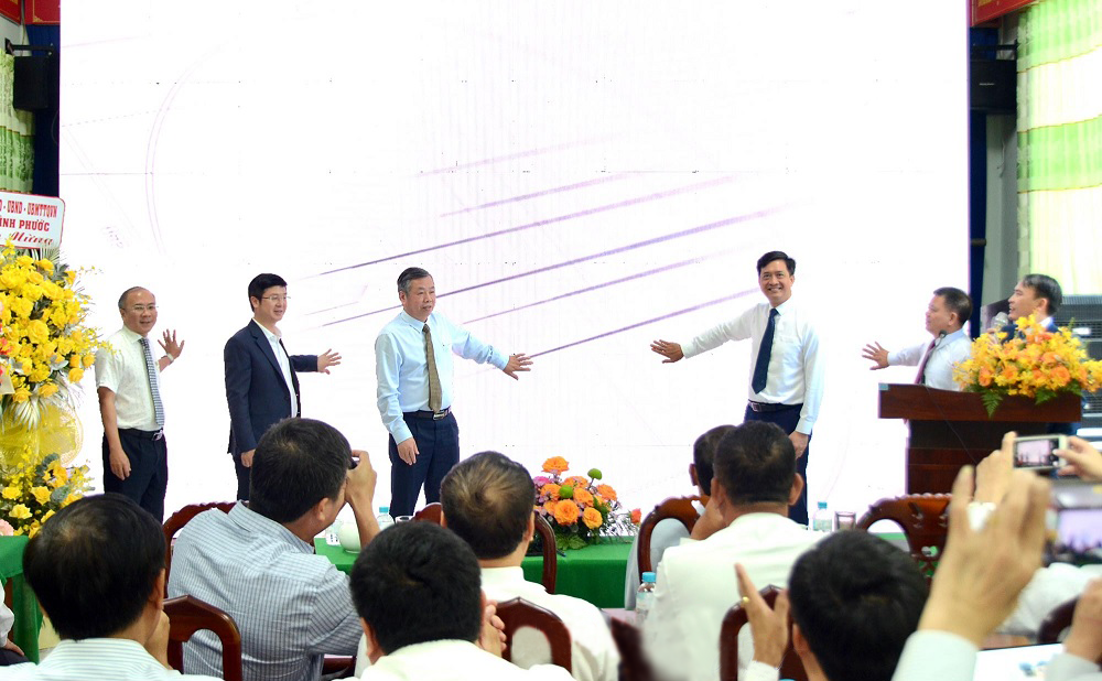 Binh Phuoc officially "digitalizes" the field of natural resources and environment