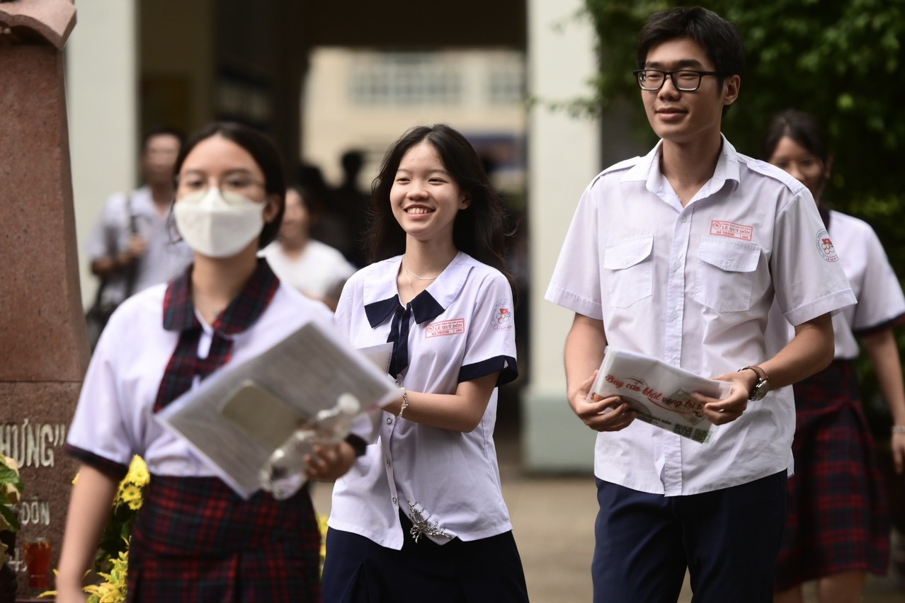 The first university in the South announced the floor score from the 2024 high school graduation exam