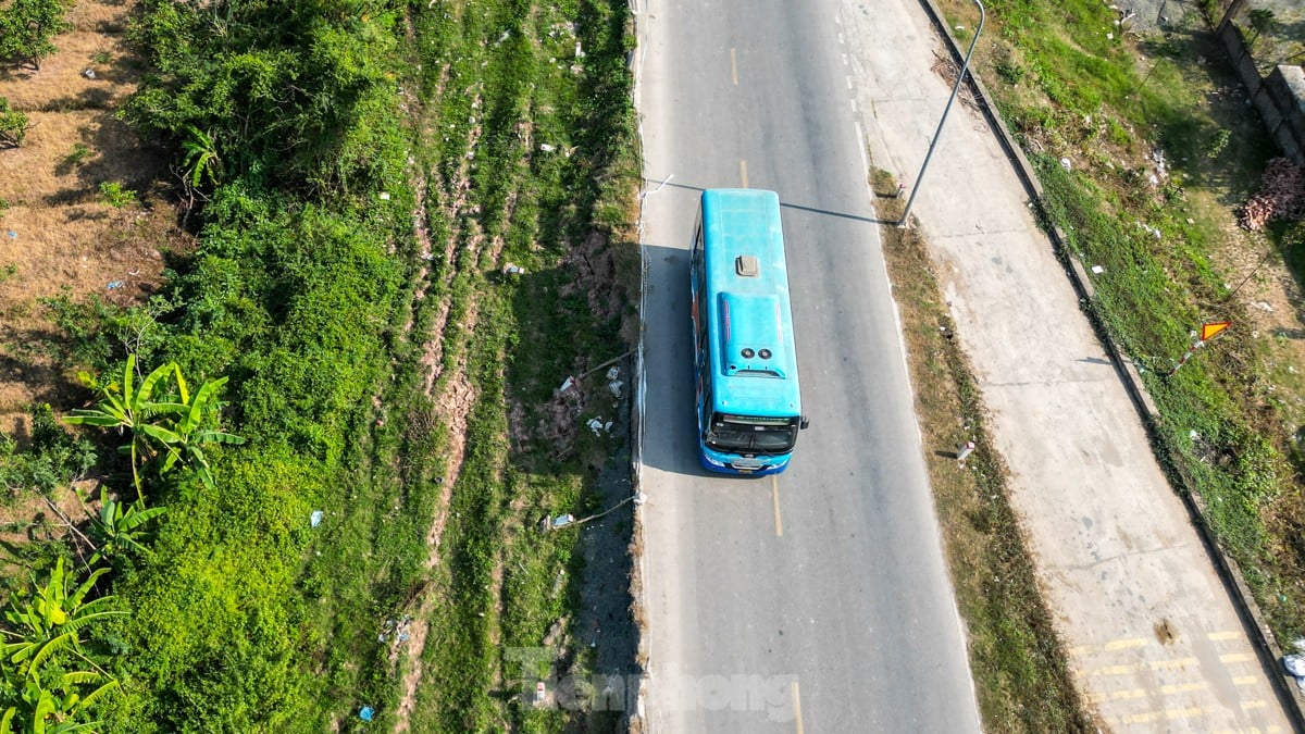 하노이 다이강 오른쪽 기슭 산사태 클로즈업, 사진 12