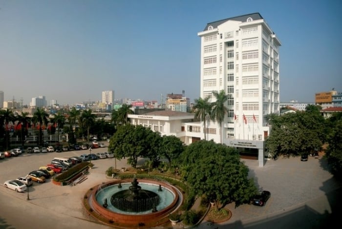 Đại học Quốc gia Hà Nội.