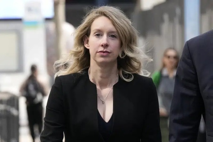 Elizabeth Holmes leaves court in California in March. Photo: AP