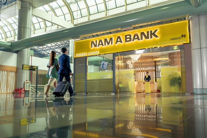 มีอะไรอยู่ในเลานจ์ระดับ 5 ดาวของธนาคาร Nam A ที่สนามบิน Noi Bai? - 1