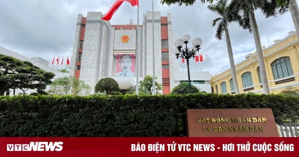 Organizational structure: Provincial People's Committee has no more than 14 departments, Hanoi and Ho Chi Minh City have no more than 15 departments.