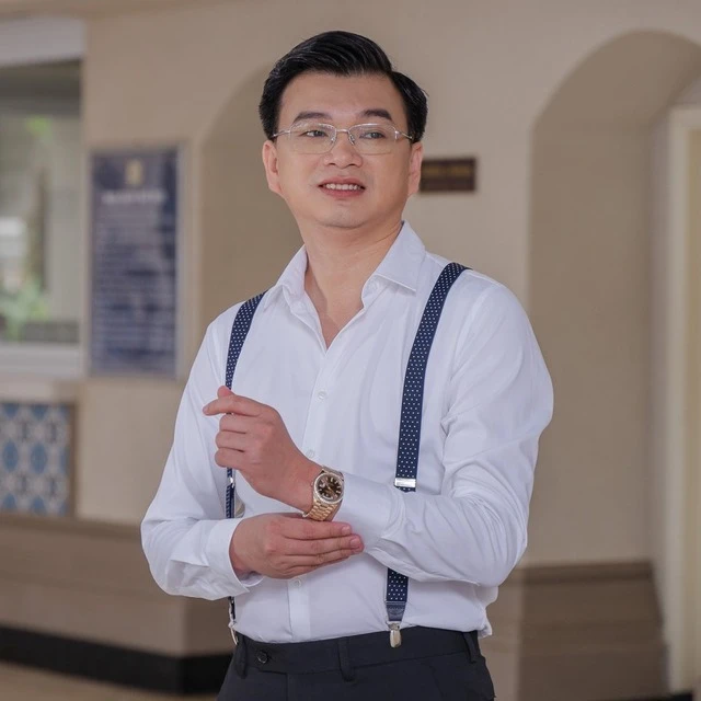 Tiết lộ bất ngờ về cuộc sống thường ngày của vị shark nổi tiếng- Ảnh 2.