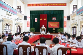 Una delegación de la Academia Nacional de Política de Ho Chi Minh trabaja con la provincia de Quang Tri