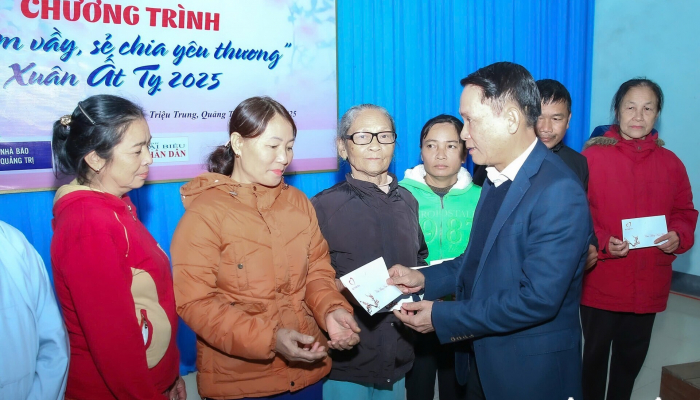 Nối vòng tay nhân ái hỗ trợ người nghèo tỉnh Quảng Trị
