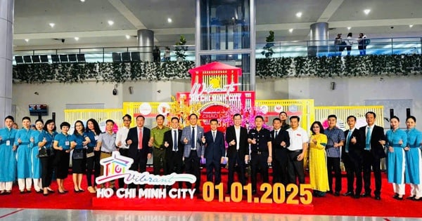 Ho Chi Minh City welcomes first tourists of 2025