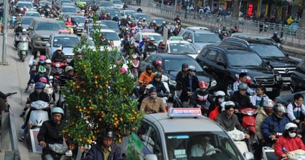 Prime Minister requests proactive prevention of traffic jams and accidents during Tet holiday