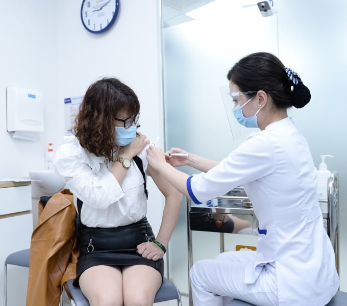 B型肝炎ワクチン接種は感染予防に役立ちます。写真：VNVC
