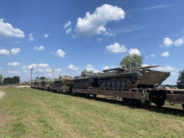 Tanques con marcas misteriosas se acercan a la frontera con Ucrania, se planea un método de defensa conjunto, ¿qué quiere hacer Bielorrusia?