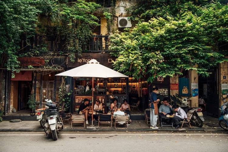 Eine friedliche Ecke in der Hauptstadt Hanoi. Foto: Travel+Leisure