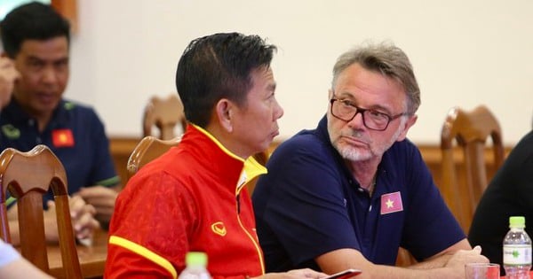 Vietnam U23 stars were "heavily rewarded" by coach Troussier after the Southeast Asian tournament