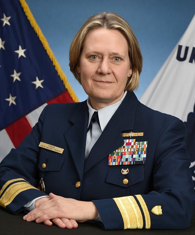 Admiral Linda Fagan wurde im Juni 2022 zur Kommandantin der US-Küstenwache ernannt. Foto: US-Küstenwache