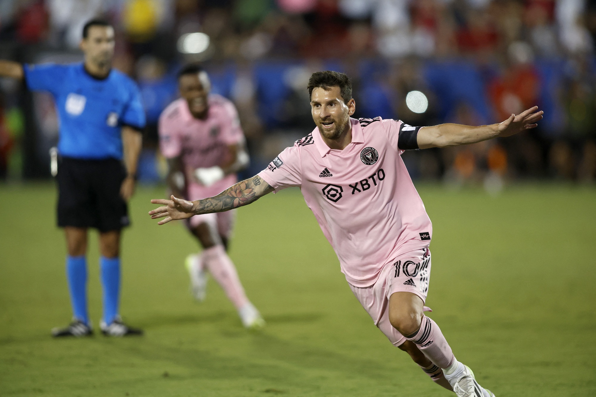 Messi lập siêu phẩm, Inter Miami ngược dòng thắng ở loạt 11 m - Ảnh 6.