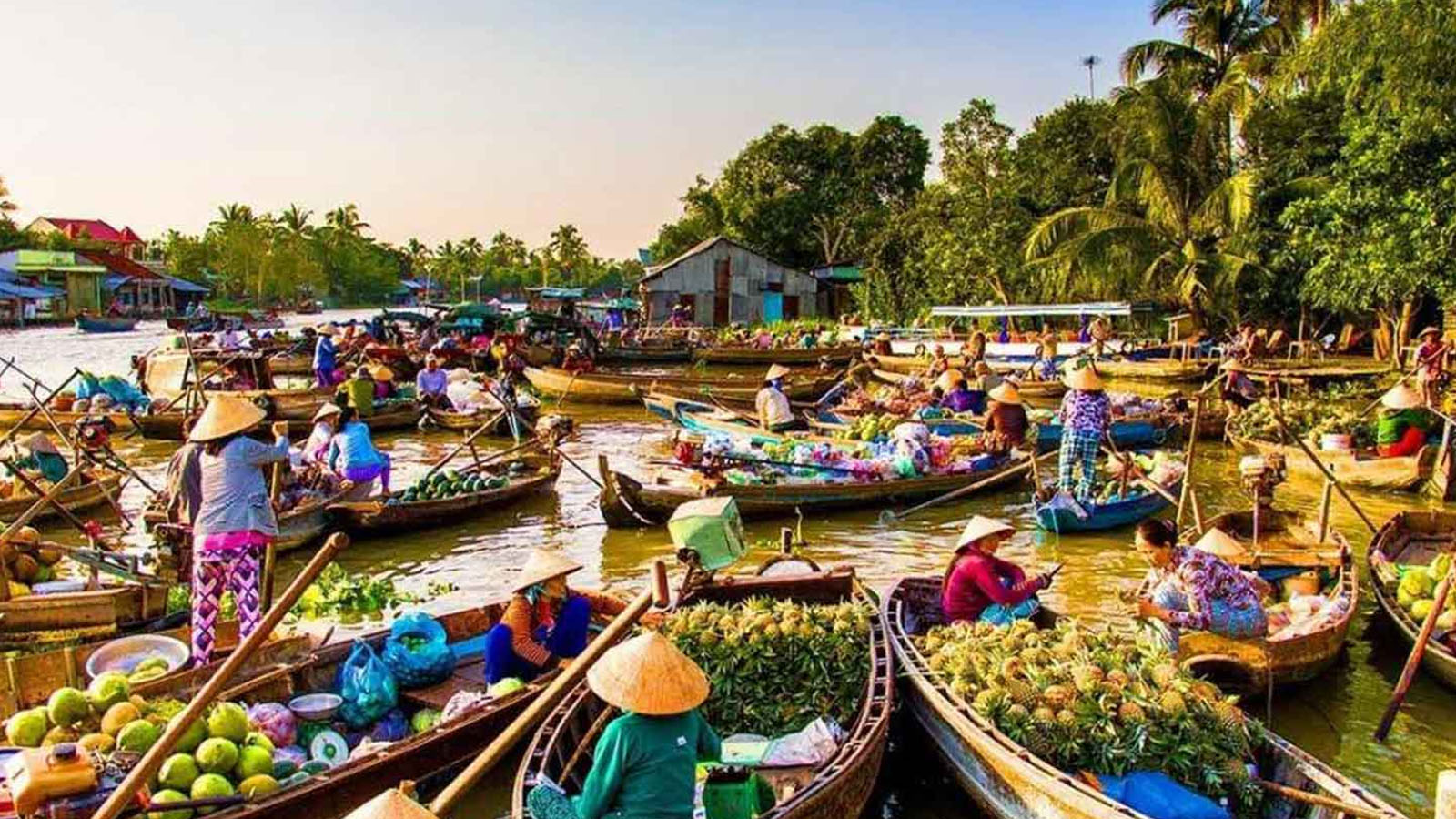 L'empreinte des fleuves de l'Ouest à travers le patrimoine immatériel unique des marchés flottants