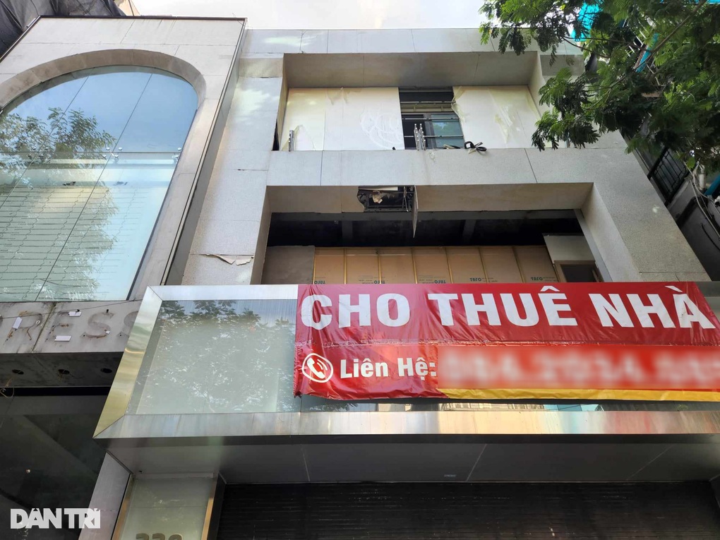 Cận Tết, chủ nhà chật vật tìm khách thuê - 1