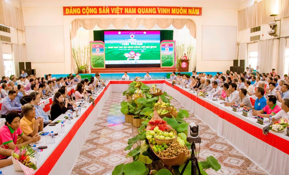 Quang cảnh hội thảo. Ảnh: Lục Tùng