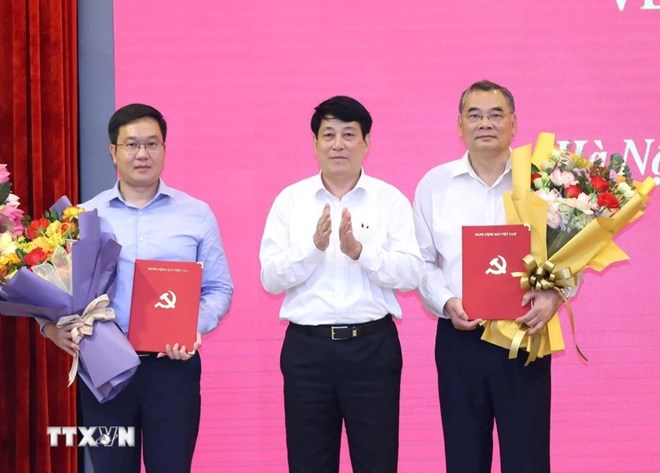 Ernennung von Herrn To An Xo und Tran Dang Quynh zu Assistenten des Generalsekretärs und Präsidenten