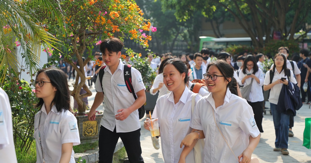 Students take the initiative in their study schedule to take the exam according to the new program.