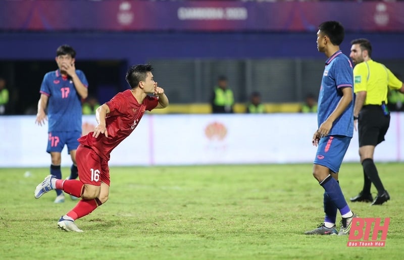 Unentschieden gegen Thailand, Vietnam trifft im Halbfinale auf Indonesien