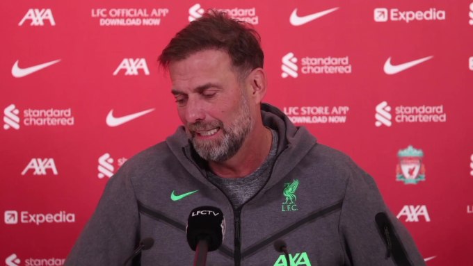 L'entraîneur Klopp lors de la conférence de presse avant le match de Manchester City pour la 13e journée de Premier League. Photo : AFP