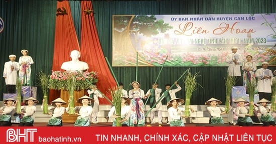 17 câu lạc bộ tham dự liên hoan dân ca ví, giặm Nghệ Tĩnh