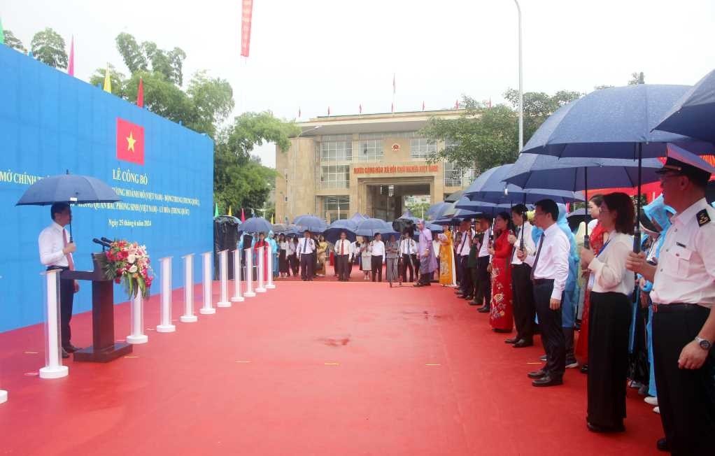 Lễ công bố mở chính thức cặp cửa khẩu song phương Hoành Mô (Việt Nam) - Động Trung (Trung Quốc)