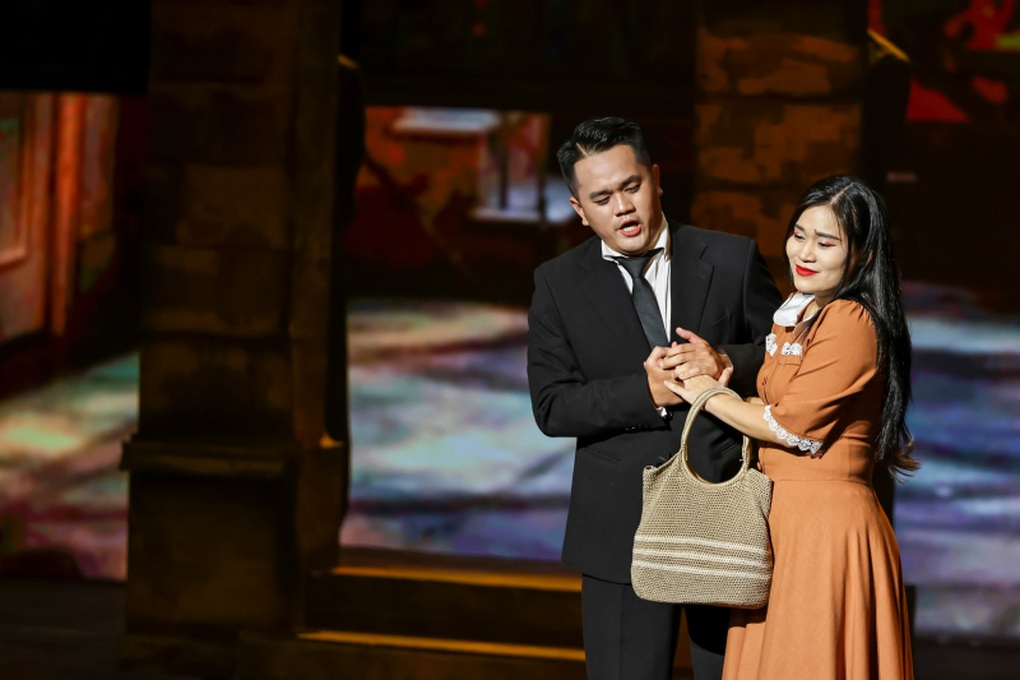 Đạo diễn Mỹ hào hứng và ấn tượng trước vở opera Carmen của Việt Nam - 2