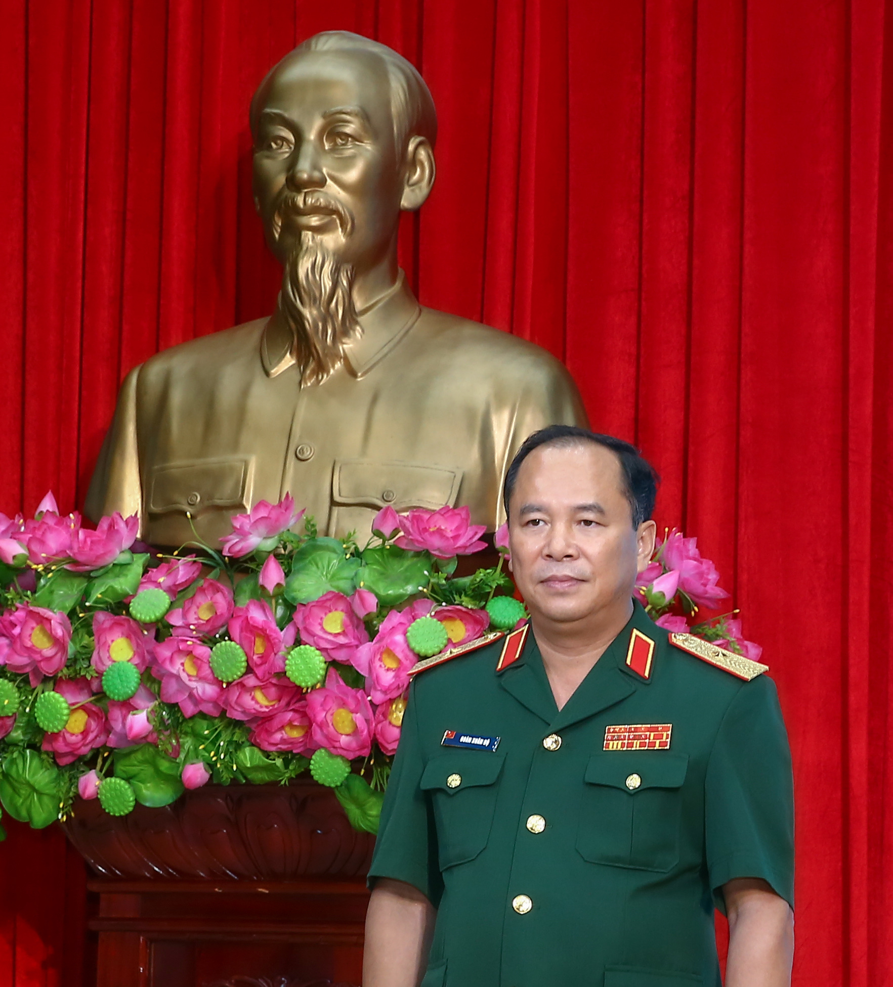 Generalmajor Doan Xuan, Generalstabssekretär der Volksarmee, sagte, diese Grenze müsse um jeden Preis geschützt werden.