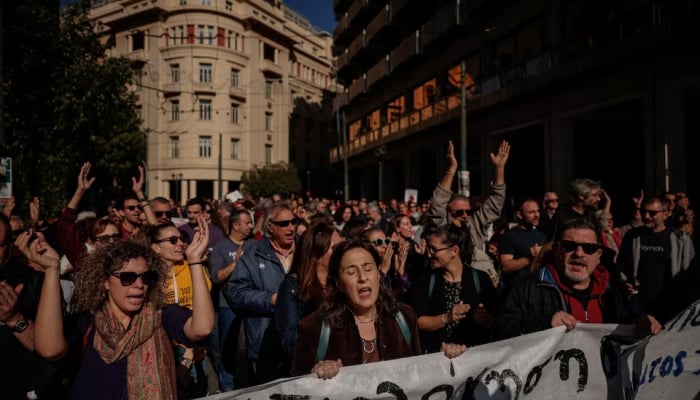 General strike for wage increase in Greece, traffic paralyzed