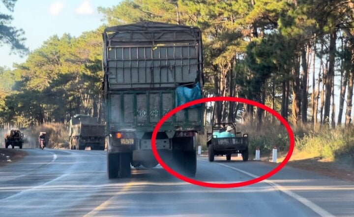 Many drivers on Highway 14 were terrified when they crashed into farm trucks and homemade vehicles.