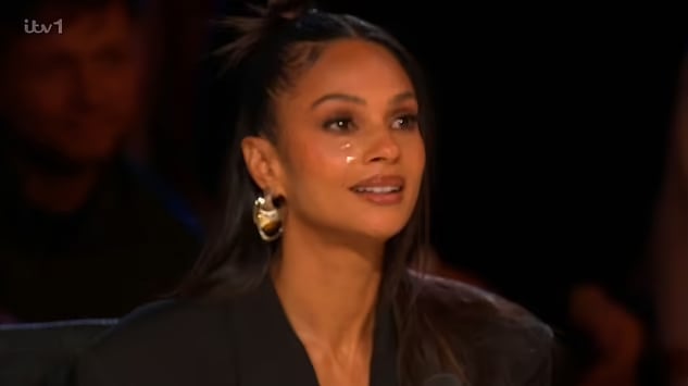 Clip: Màn trình diễn gây sốt của cậu bé 8 tuổi bị u não tại Britain's Got Talent- Ảnh 3.