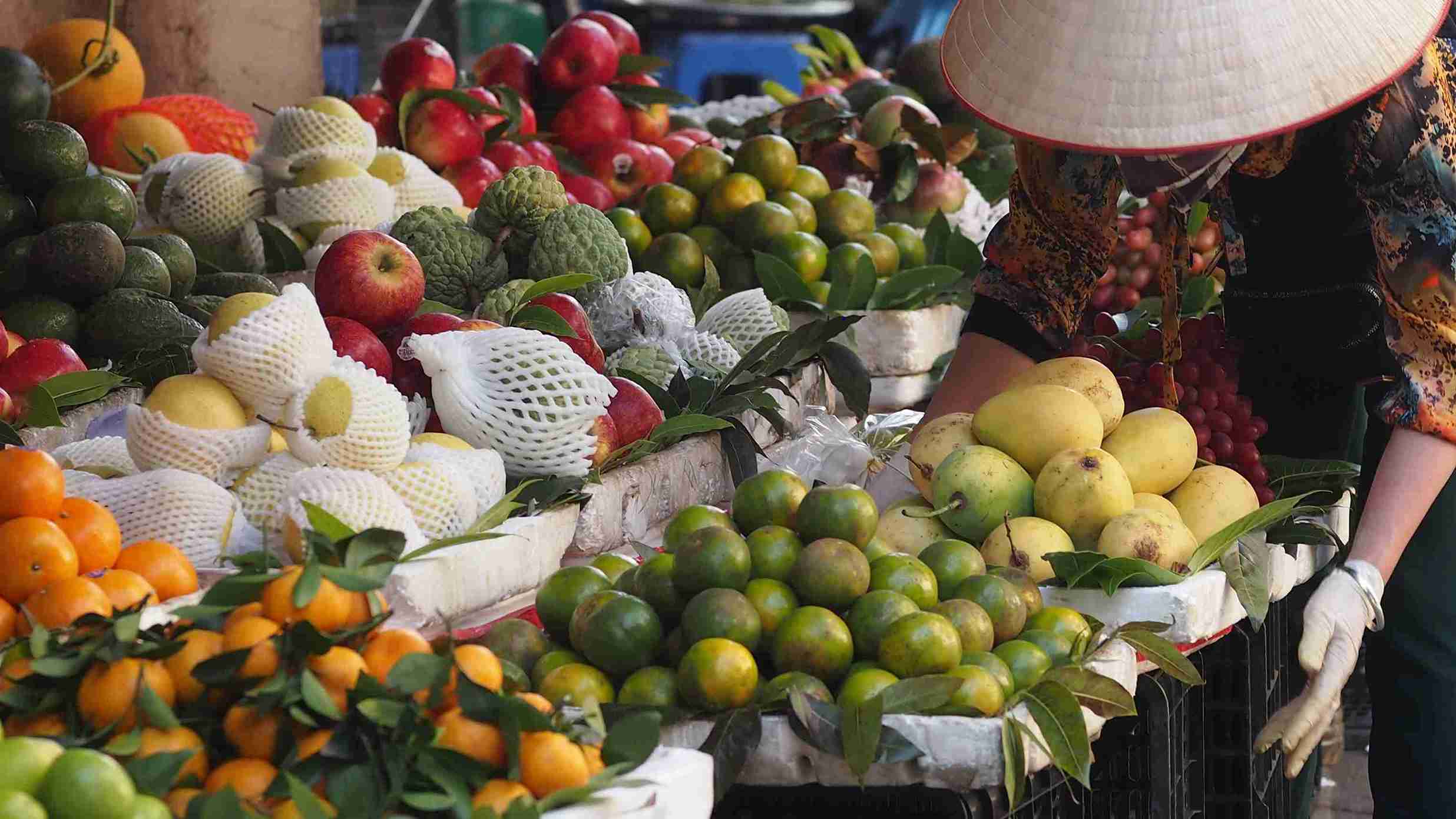 Starker Konsum, auch die Obstpreise stiegen. Foto: Bich Ngoc