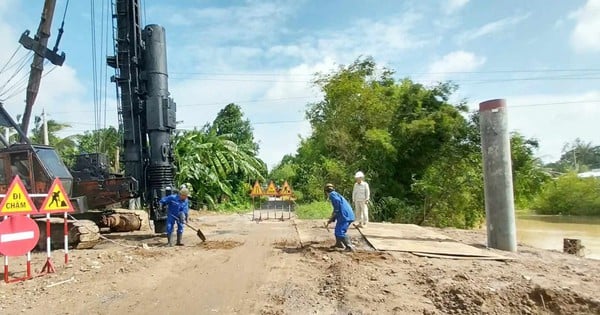 Übergabe eines sauberen Geländes für den Ausbau der Cao Lanh-Route