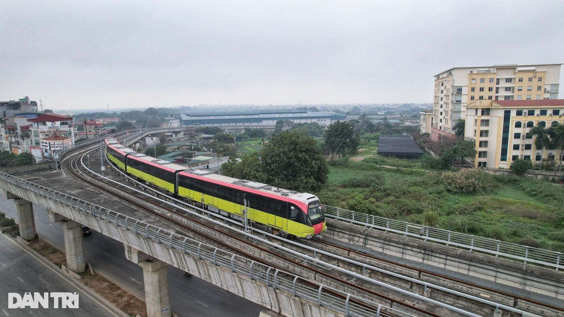 The only 2 female metro train drivers in Hanoi and Ho Chi Minh City photo 4