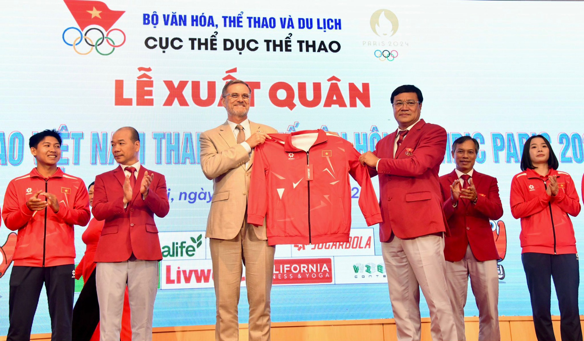 Trưởng đoàn đặt mục tiêu có huy chương Olympic, tay vợt Nguyễn Thùy Linh nói lời gan ruột- Ảnh 2.