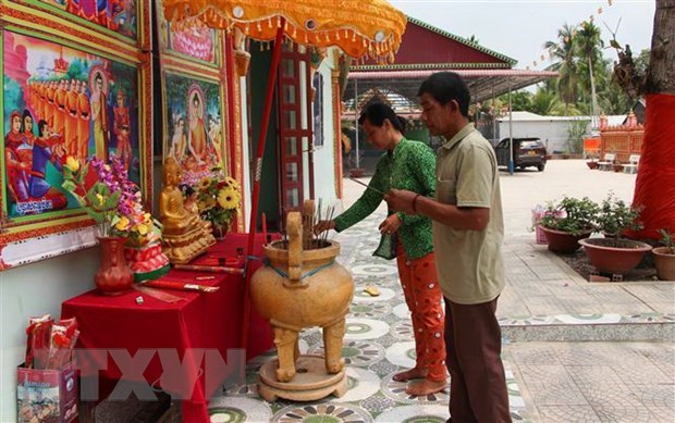 Bao chi Campuchia: Viet Nam quan tam phat trien vung dong bao Khmer hinh anh 1