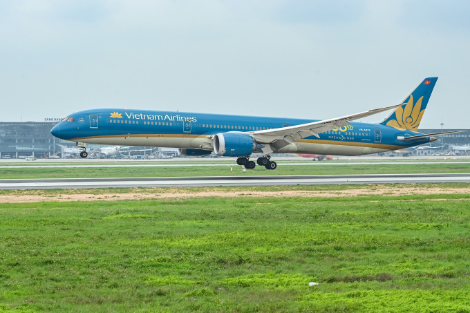 Airplanes at Noi Bai airport. Photo: Giang Huy