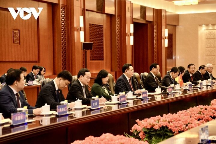 El presidente de la Asamblea Nacional se reúne con el presidente de la Asamblea Popular Nacional de China - 5